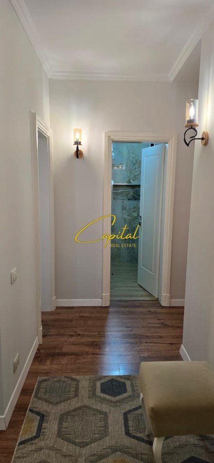 Tirane, jepet me qera apartament 3+1 Kati 1, 120 m² 1.000 € (KODRA E DIELLIT)