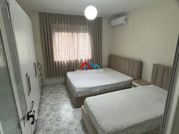 Tirane, jepet me qera apartament 1+1+Ballkon Kati 3, 50 m² 466 € (RRUGA KONGRESI I MANASTRIT,QSUT)