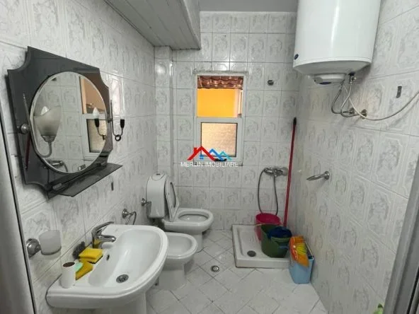 Tirane, jepet me qera apartament 1+1+Ballkon Kati 3, 50 m² 466 € (RRUGA KONGRESI I MANASTRIT,QSUT)