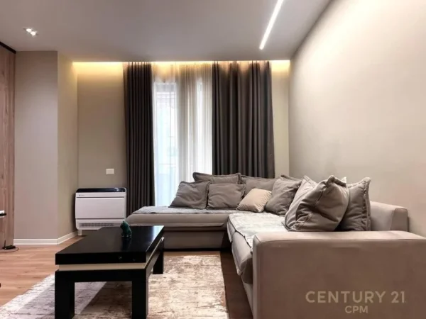 Tirane, jepet me qera apartament 1+1 Kati 5, 75 m² 800 € 