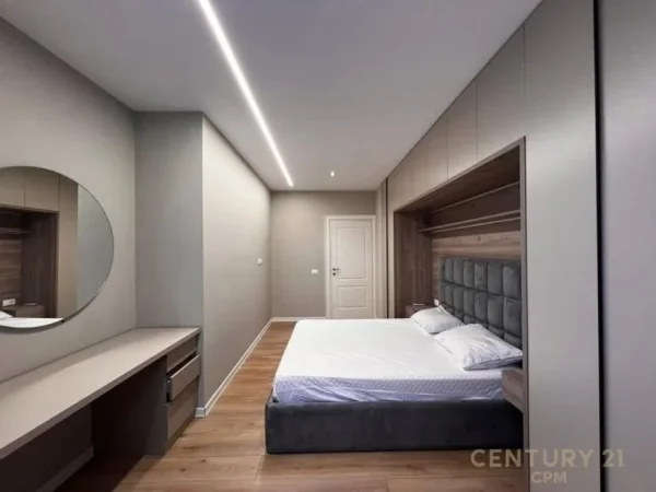 Tirane, jepet me qera apartament 1+1 Kati 5, 75 m² 800 € 