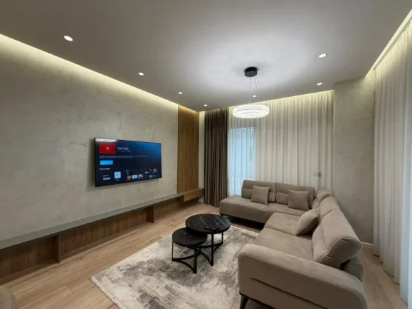 Tirane, jepet me qera apartament 2+1 Kati 2, 140 m² 2.100 € (Air Albania)