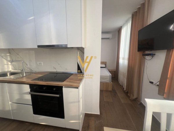 Tirane, jepet me qera apartament 1+1+Ballkon Kati 8, 35 m² 500 € (SHESHI WILLSON)