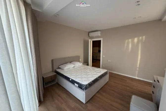 Tirane, jepet me qera apartament 2+1 Kati 9, 104 m² 1.400 € (Rruga Mine Peza)