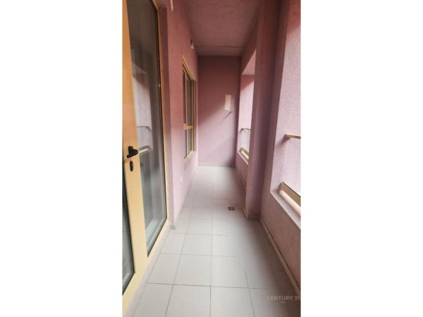 Tirane, shitet apartament 1+1 Kati 6, 70 m² 110.000 € 