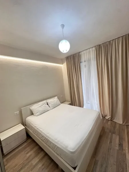 Tirane, jepet me qera apartament 1+1 Kati 1, 66 m² 510 € (Rruga Sokrat miho)