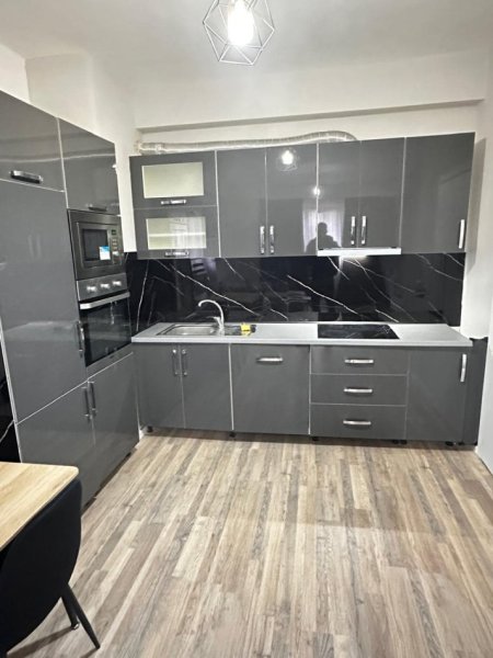 Tirane, jepet me qera apartament 1+1 Kati 1, 66 m² 510 € (Rruga Sokrat miho)
