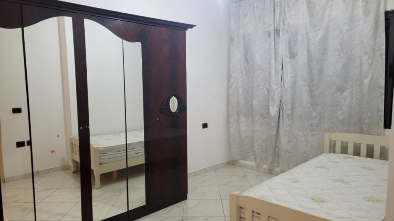 Tirane, jepet me qera apartament 2+1+Ballkon Kati 1, 90 m² 350 € (Astir)