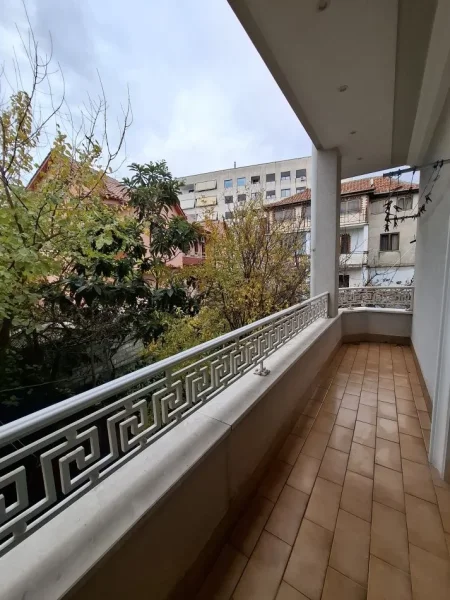 Apartament 2+1 me Qera Tregu Elektrik