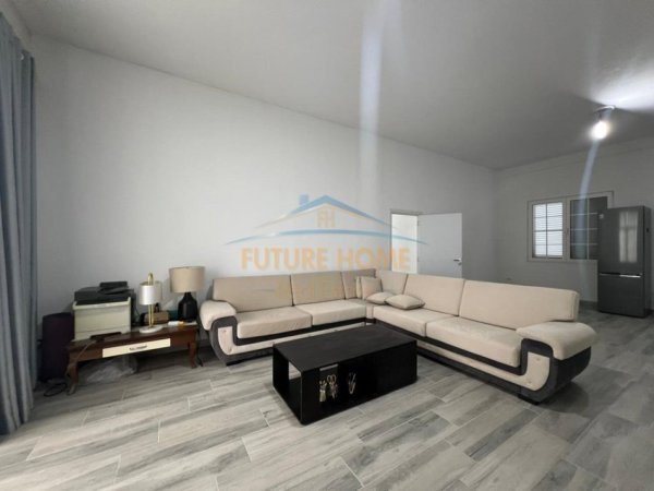 Tirane, jepet me qera apartament 4+1+Ballkon Kati 4, 250 m² 1.500 € (Paskuqan)