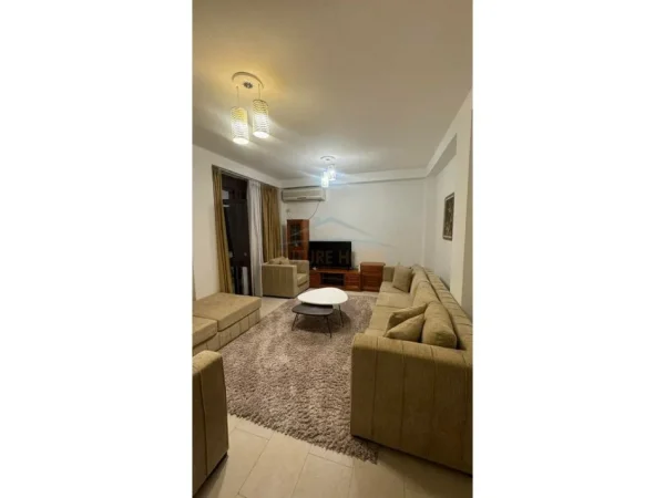 Tirane, jepet me qera apartament Kati 7, 120 m² 1.000 €