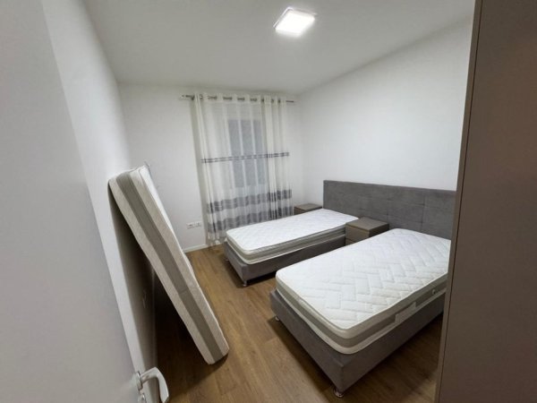 Tirane, jepet me qera apartament Kati 2, 97 m² 700 € 