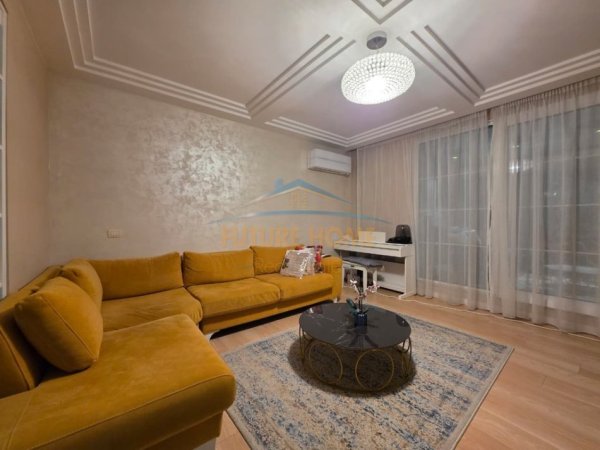 Tirane, jepet me qera apartament Kati 1, 125 m² 2.200 €