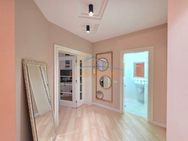 Tirane, jepet me qera apartament Kati 1, 125 m² 2.200 €