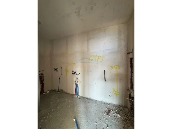 Tirane, shitet apartament Kati 6, 85 m² 230.000 € 