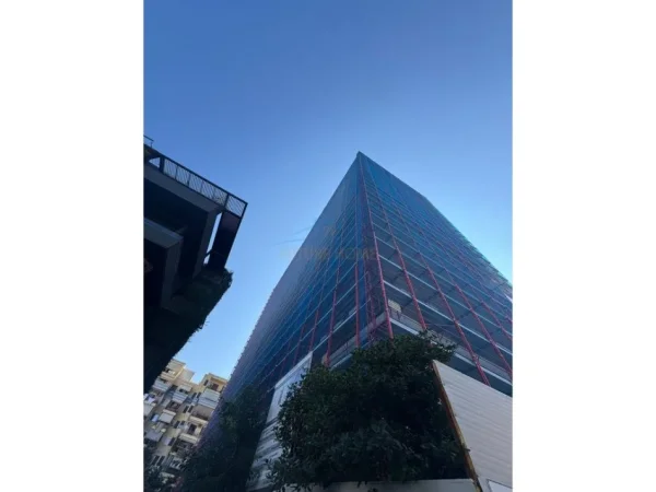 Tirane, shitet apartament Kati 6, 85 m² 230.000 € 