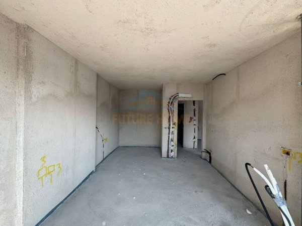 Tirane, shitet apartament Kati 6, 85 m² 230.000 € 