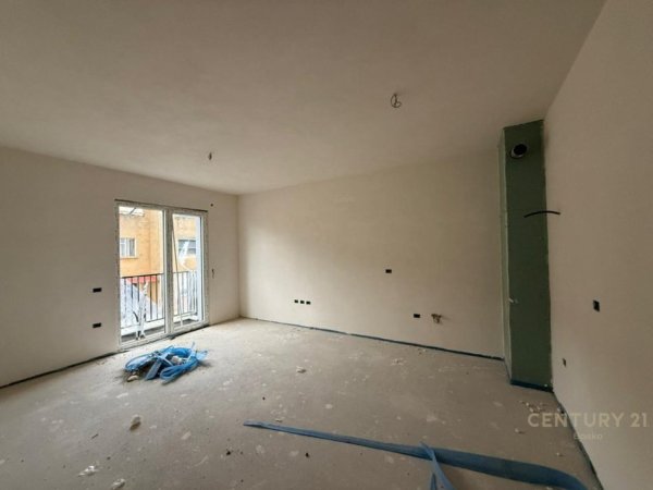 Tirane, shes apartament 2+1+Aneks+Ballkon Kati 2, 82 m² 138.550 € 
