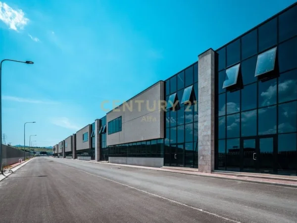 Tirane, shes ambjent biznesi Kati 1, 1.650 m² (Tirana Industrial Park)