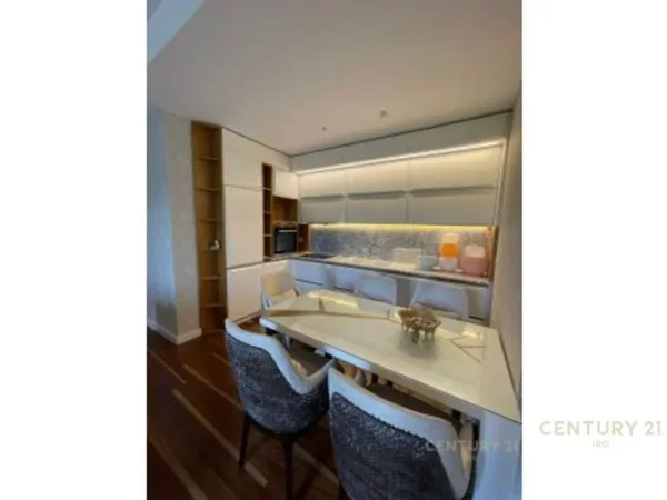 Tirane, jepet me qera apartament 1+1+Aneks+Ballkon Kati 7, 88 m² 1.300 € (Park Gate)