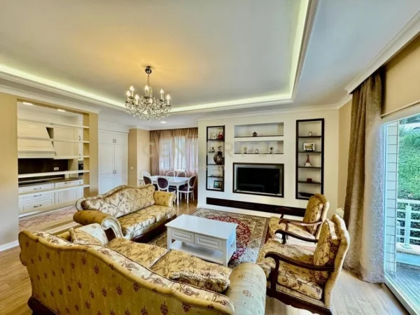 Tirane, jepet me qera apartament 2+1+Aneks+Ballkon Kati 3, 115 m² 900 € 