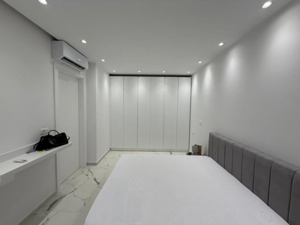 Tirane, jepet me qera apartament 1+1 Kati 6, 70 m² 760 € (Zogu i Zi)