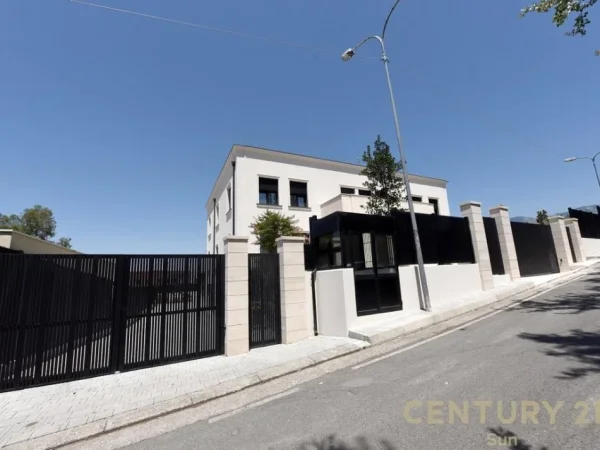 Tirane, jepet me qera Vile 2 Katshe Kati 2, 1.500 m² 