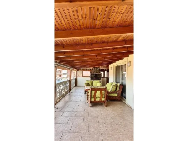 Tirane, jepet me qera apartament 3+1+Aneks+Ballkon Kati 3, 170 m² 850 € 