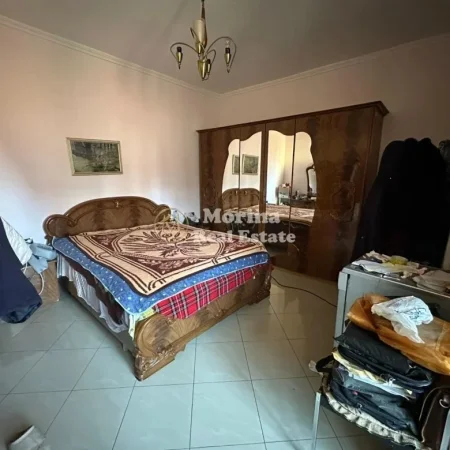 Tirane, shitet Vile , 384 m² 720.000 € (Selite)