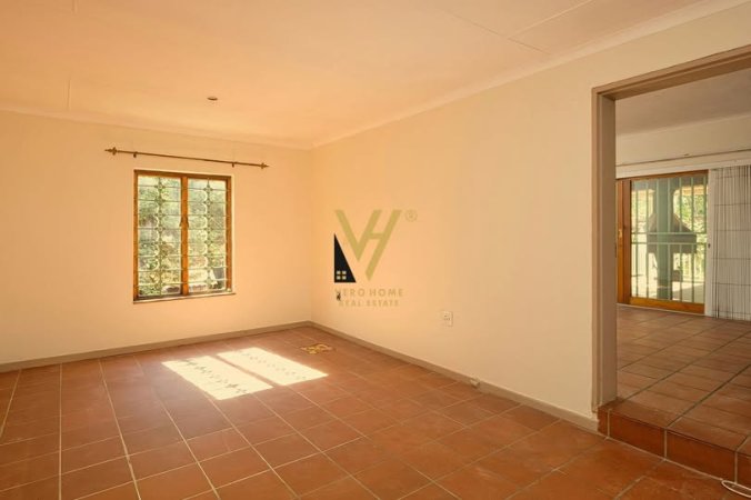 Tirane, shitet apartament 2+1+Ballkon Kati 3, 80 m² 136.000 € (MEDRESEJA)