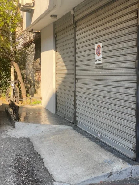 Tirane, jepet me qera dyqan Kati 0, 40 m² 800 € (Sulejman Delvina)
