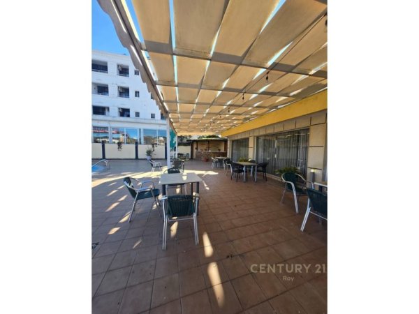 Durres, shes hotel Kati 4, 1.400 m² 2.000.000 € (Golem)