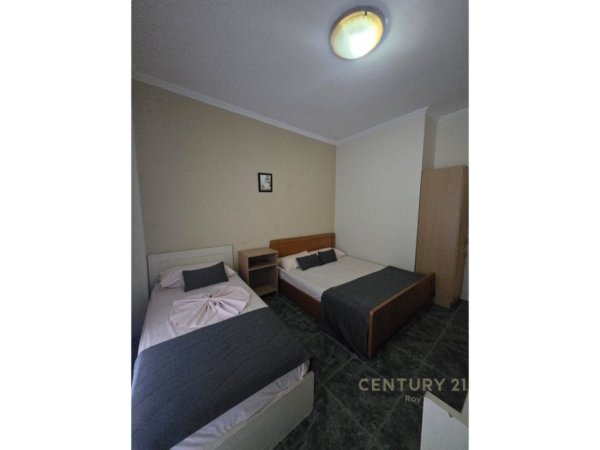 Durres, shes hotel Kati 4, 1.400 m² 2.000.000 € (Golem)