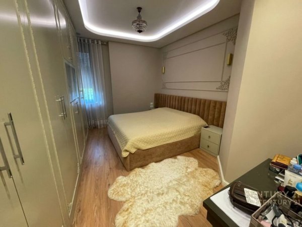 Tirane, shes apartament 3+1+Aneks+Ballkon Kati 2, 154 m² 550.000 € (Park Gate)