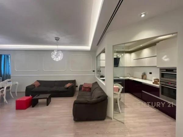 Tirane, jepet me qera apartament 3+1 Kati 10, 170 m² 1.500 € (Ish Blloku)