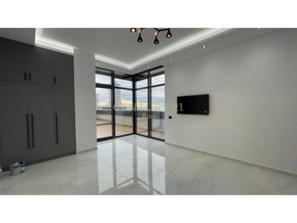 Durres, shes apartament 2+1+Aneks+Ballkon , 120 m² 575.000 € (Villga)