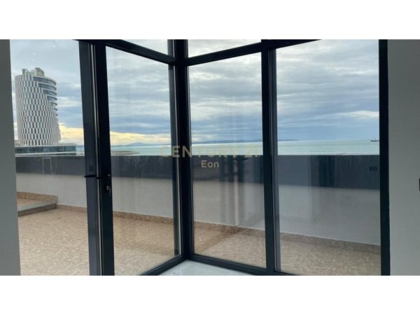 Durres, shes apartament 2+1+Aneks+Ballkon , 120 m² 575.000 € (Villga)