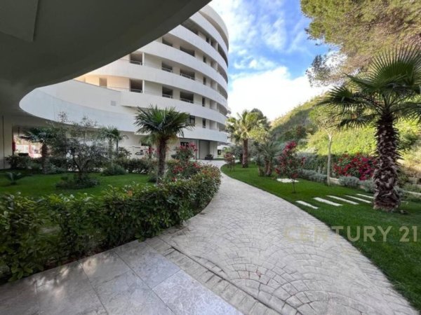 Durres, shes apartament 2+1+Aneks+Ballkon Kati 3, 138 m² (Currila)