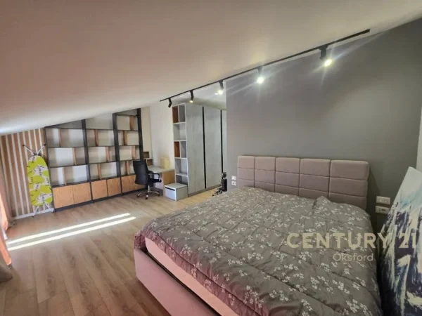 Tirane, jepet me qera apartament 3+1+Aneks+Ballkon Kati 3, 95 m² 1.800 € (RESIDENCA SECRET GARDEN)