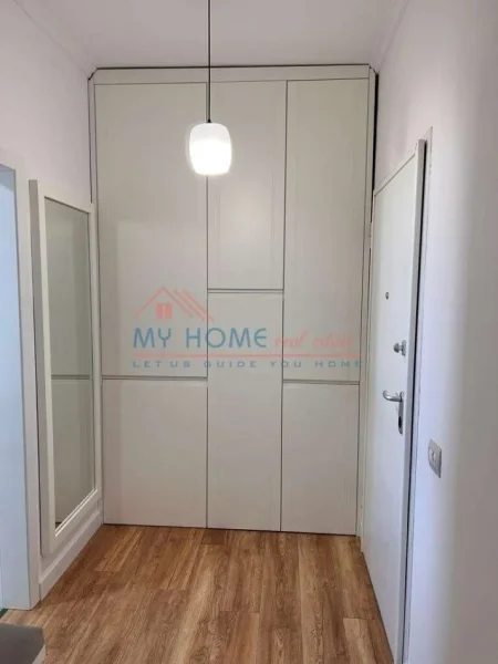 Tirane, jepet me qera apartament 2+1+Ballkon Kati 8, 110 m² 1.250 € (Rruga Qemal Stafa)