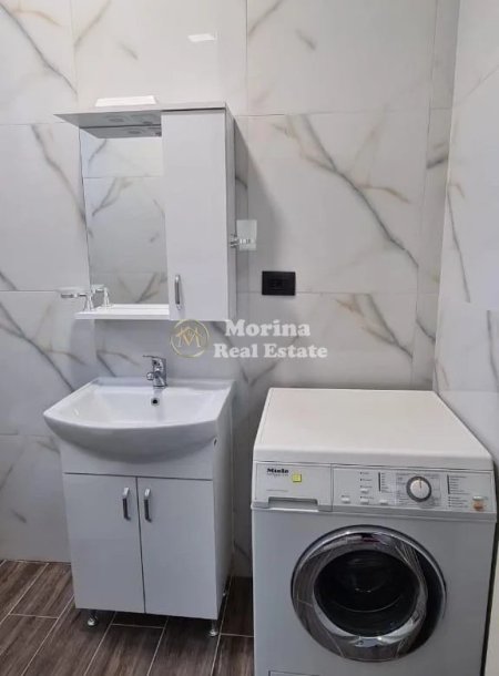 Tirane, jepet me qera shtepi 1+1 Kati 2, 60 m² 350 € (Rruga 5 Maji)