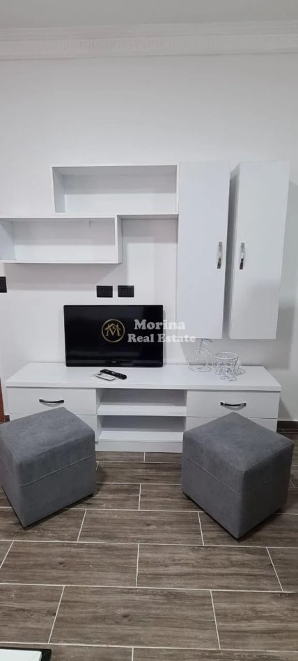 Tirane, jepet me qera shtepi 1+1 Kati 2, 60 m² 350 € (Rruga 5 Maji)
