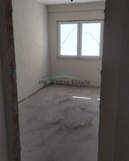 Tirane, shitet apartament 2+1+2  Kati 2, 130 m² 1350€/M2  (Astir)