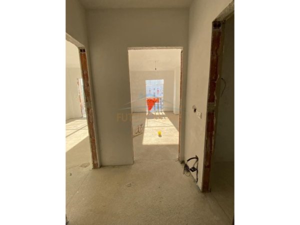 Tirane, shitet apartament 1+1 Kati 6, 74 m² 130.000 € (Rruga Albanopoli)