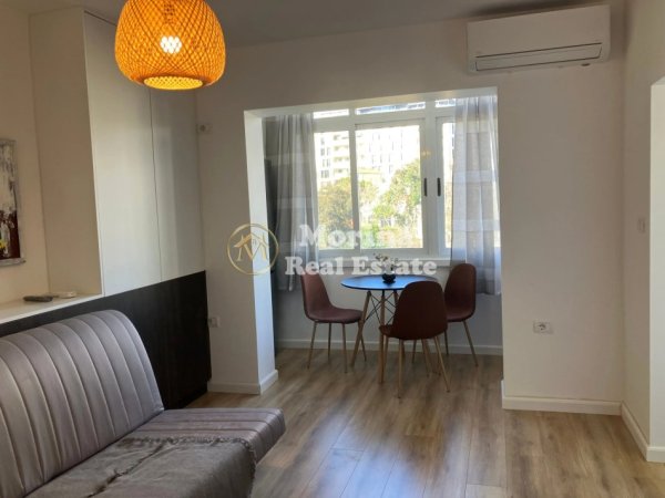 Tirane, jepet me qera garsonier Kati 4, 35 m² 500 € (Qender)