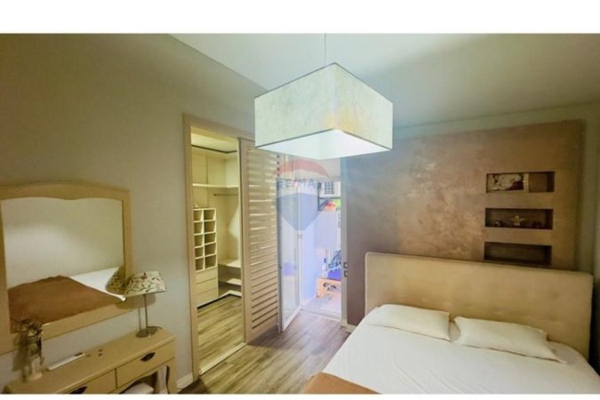 Tirane, jepet me qera apartament 2+1+Aneks+Ballkon Kati 3, 95 m² 800 € (Kika 2)