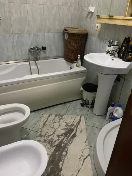 shitet apartament 2+1 , 100 m² 162.000 € (fresk)