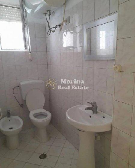 Tirane, jepet me qera shtepi 2+1 Kati 1, 70 m² 350 € (21 Dhjetori)