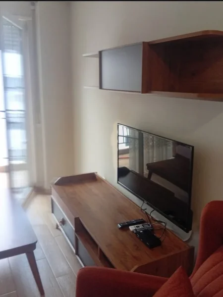 Jepet me Qera Apartament 1+1 ne 5 Maji pas Concordit 550 €