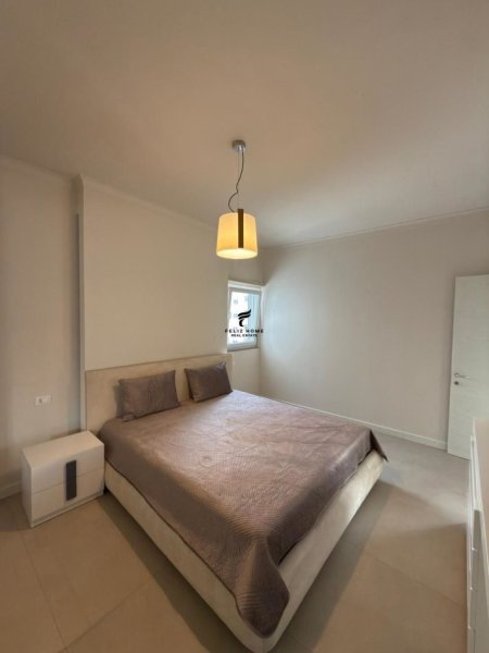 Tirane, shitet apartament 2+1 Kati 7, 117 m² 365.000 € (KOMUNA E PARISIT)